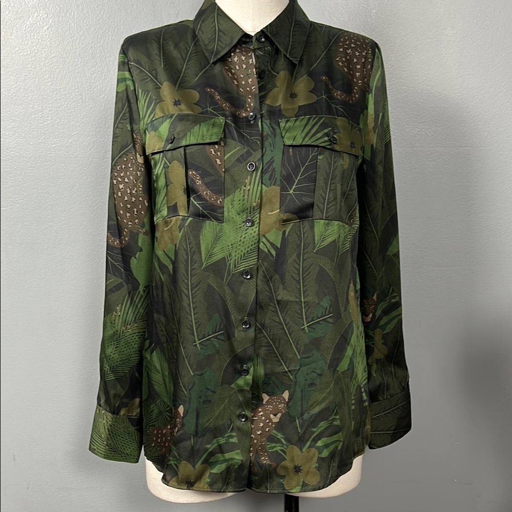Elie Tahari Tropical Green Button-Up Shirt satin size small - gently used